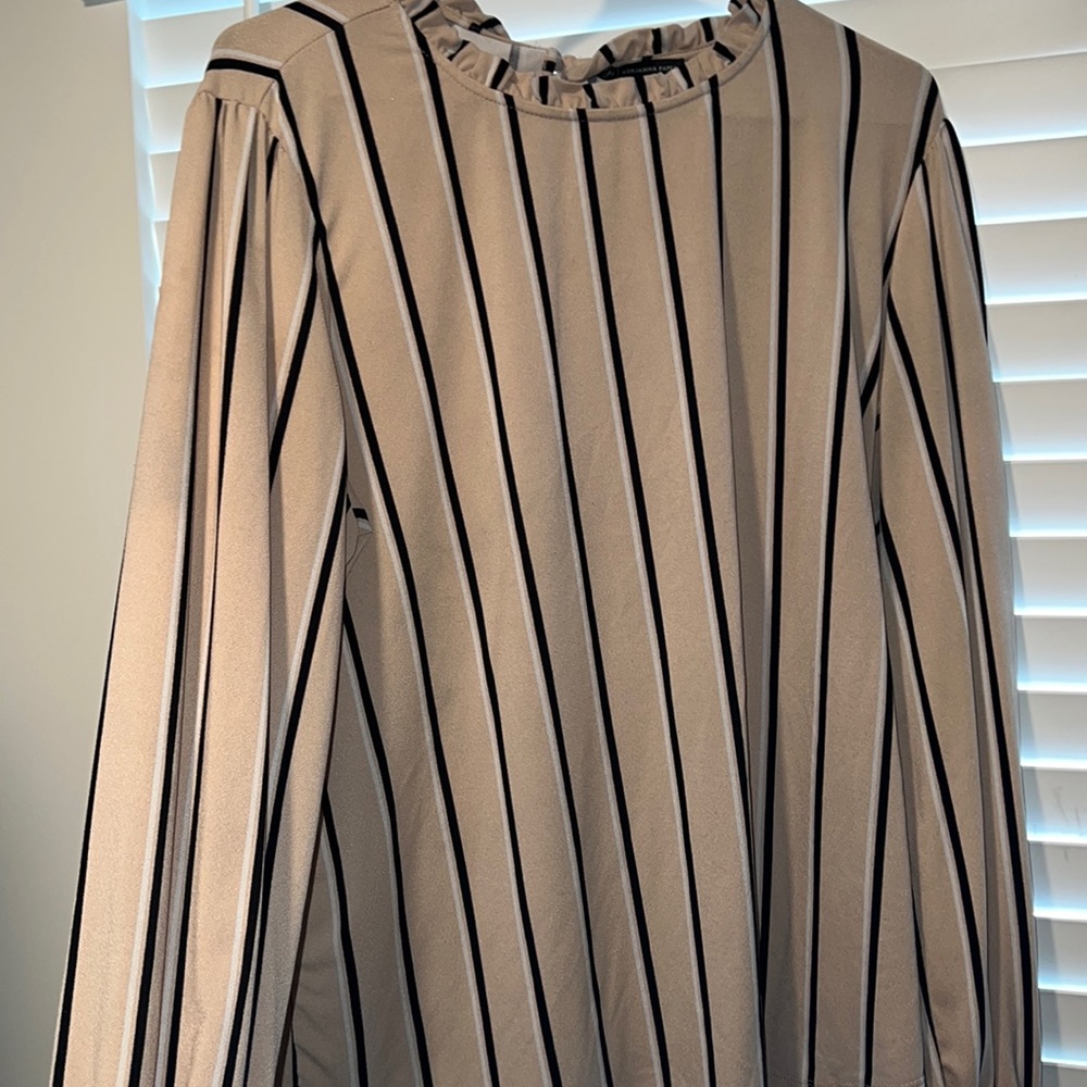 STRIPED BLOUSE